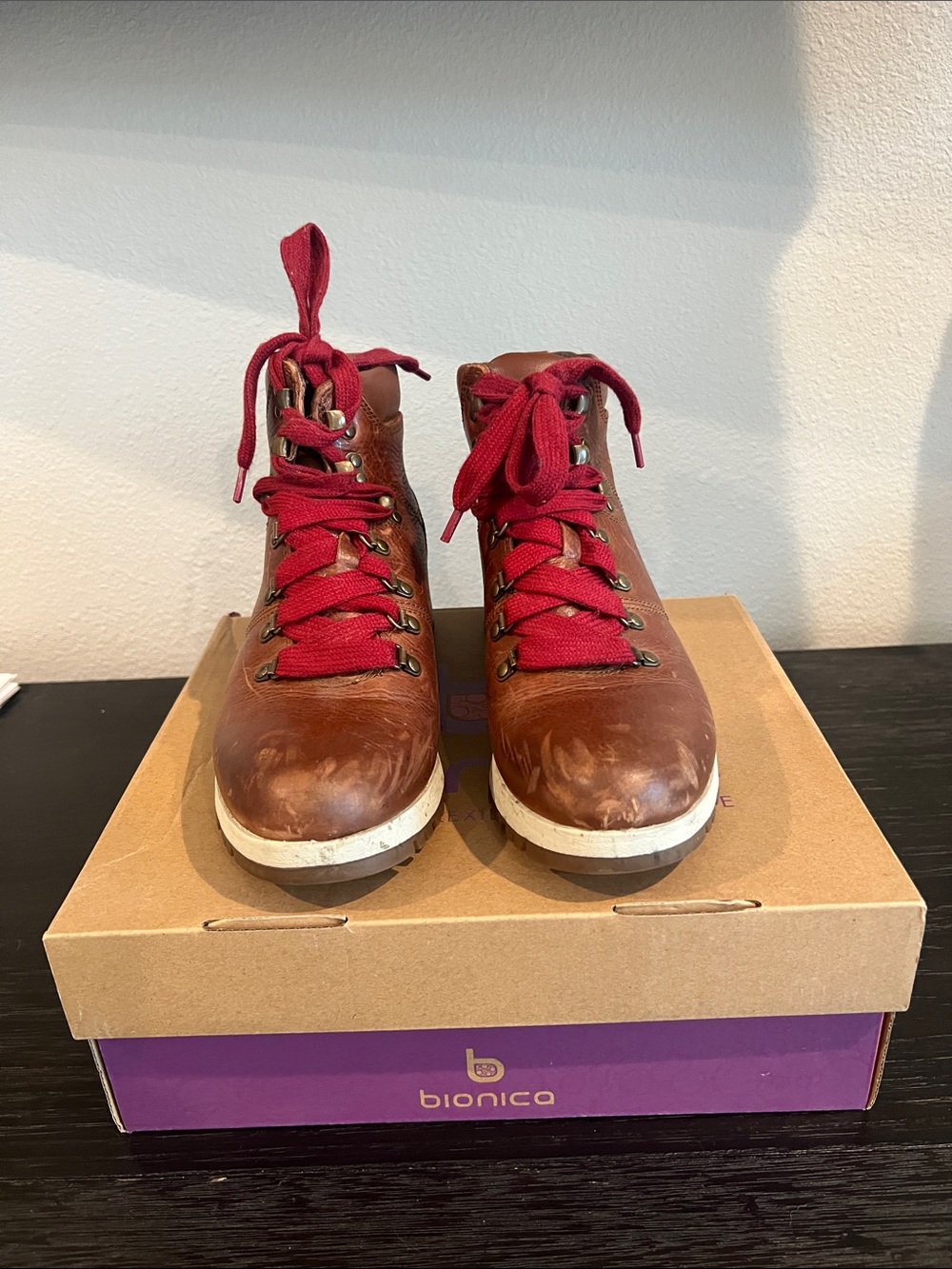 Bionica Brown Leather Boots with Red Laces